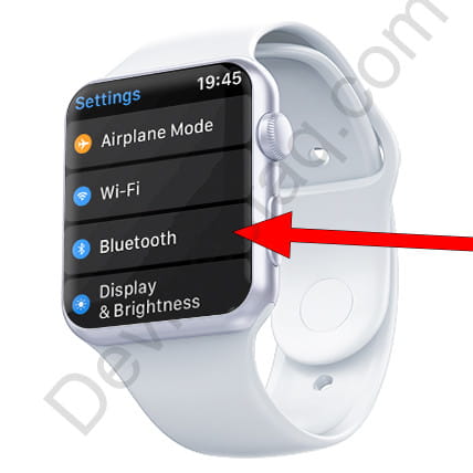 How to connect headphones to Apple Watch