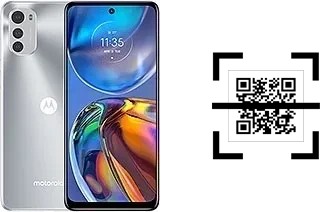 How to read QR codes on a Motorola Moto E32s?