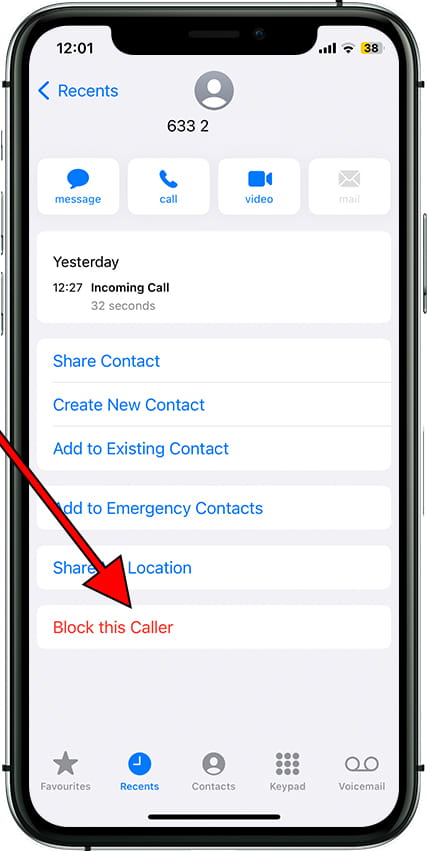 Block contacts and calls on Apple iPhone 16