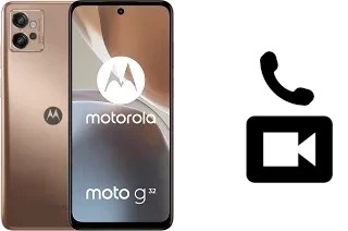 Making video calls with a Motorola Moto G32