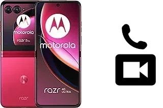 Making video calls with a Motorola Razr 40 Ultra