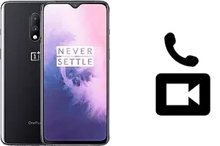 Making video calls with an OnePlus 7