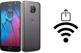 How to generate a QR code with the Wi-Fi password on a Motorola Moto G5S