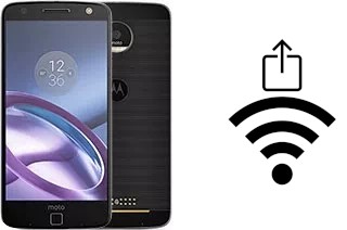 How to generate a QR code with the Wi-Fi password on a Motorola Moto Z